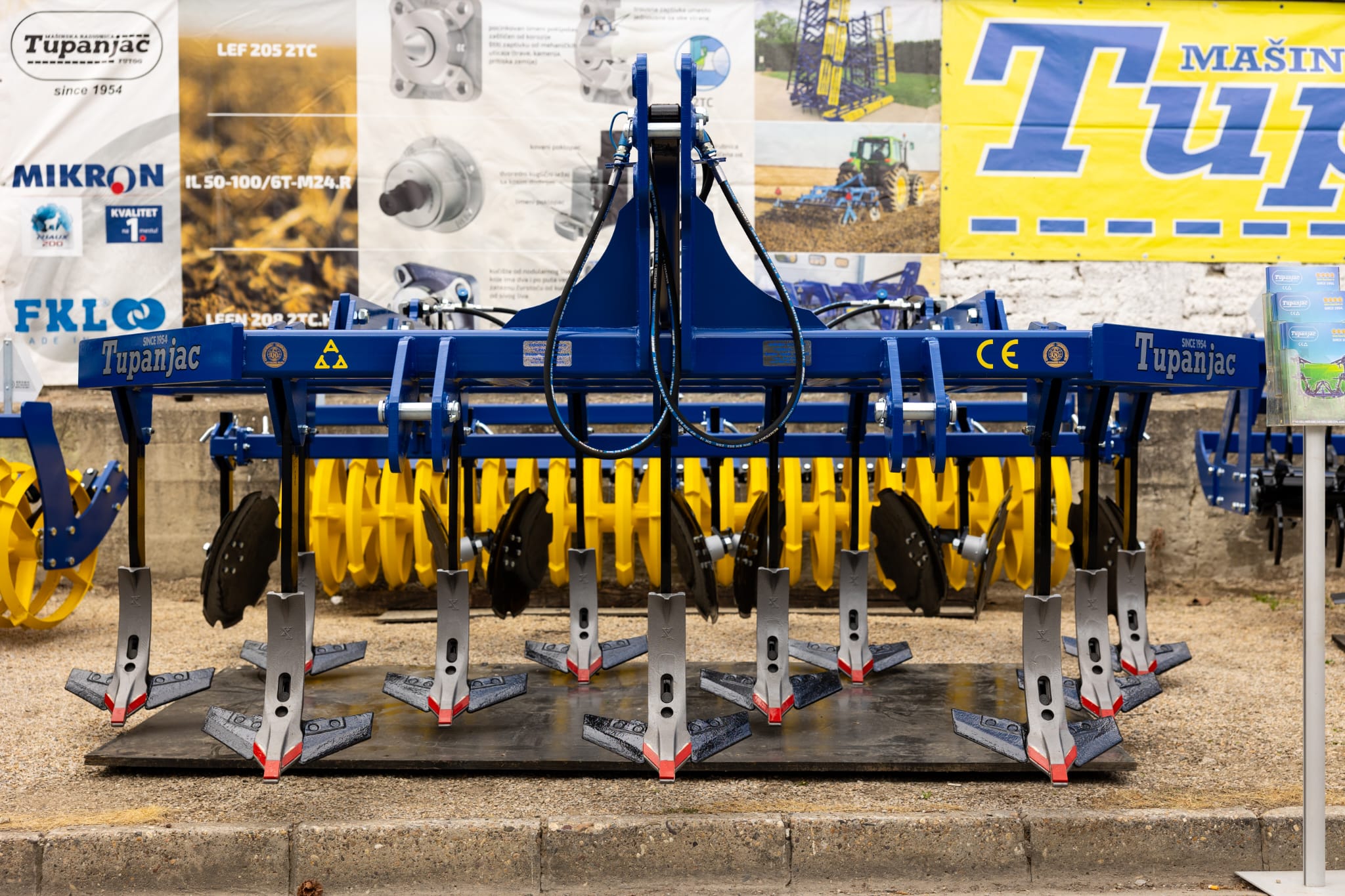 Chisel plough working elements